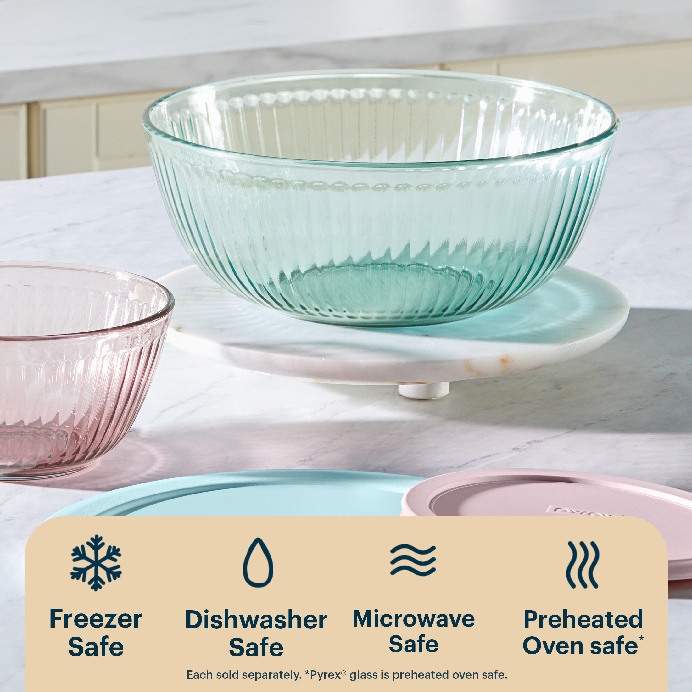 Pyrex® Colors Sculpted Tinted 4.5-quart Mixing Bowl with Lid, Aqua - Image 4