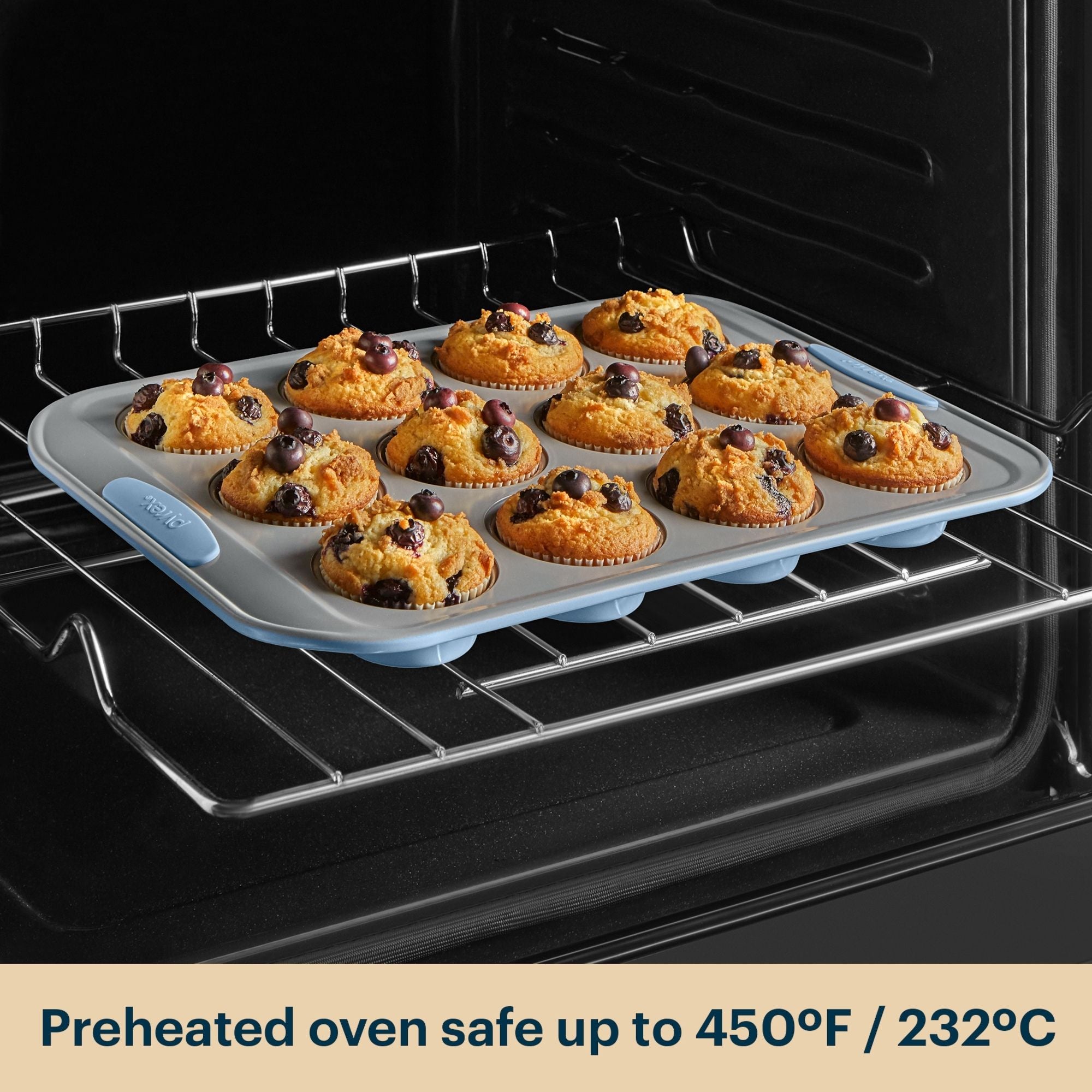 Pyrex® Metal Bakeware 3-Piece Set in Cerulean - Image 5